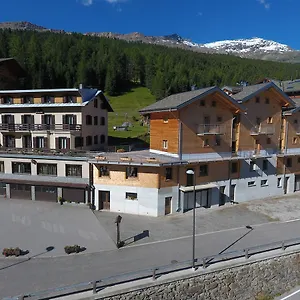 Hotel Meuble Adler - Rooms & Mountain Apartments Apartahotel Santa Caterina Valfurva